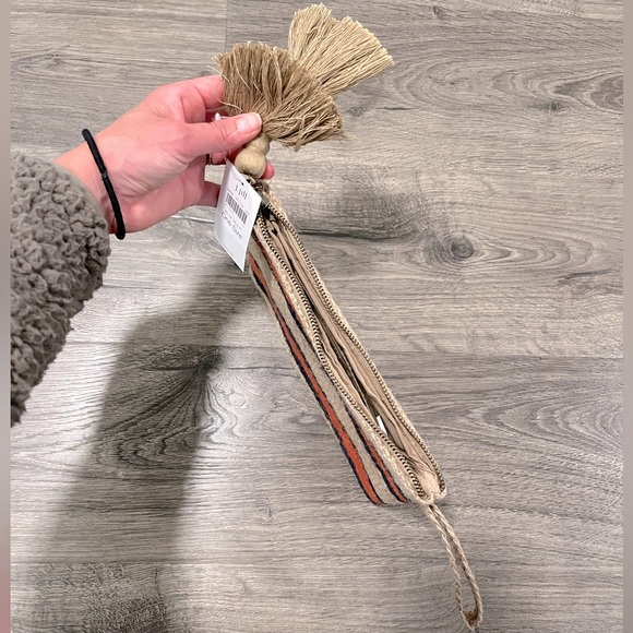 Jute striped wristlet bag - Picture 2 of 5